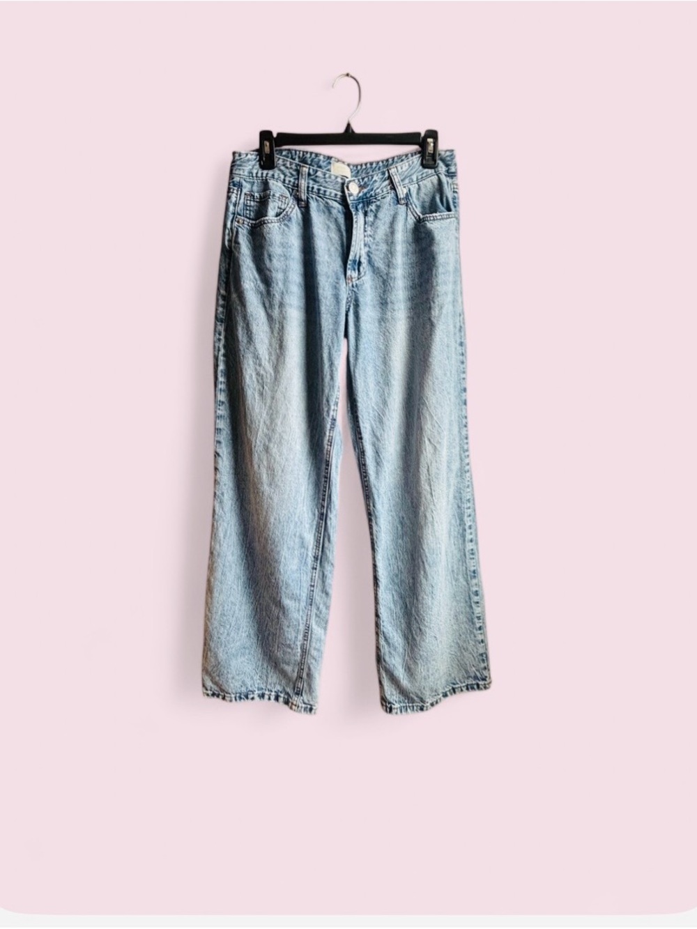 Classic Straight Leg Jeans in Light Blue Denim
